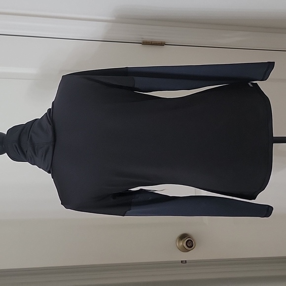 Danskin Size M Black Funnel Neck Pullover Athletic Top, Long Sleeve NEW with Tag - Picture 7 of 15